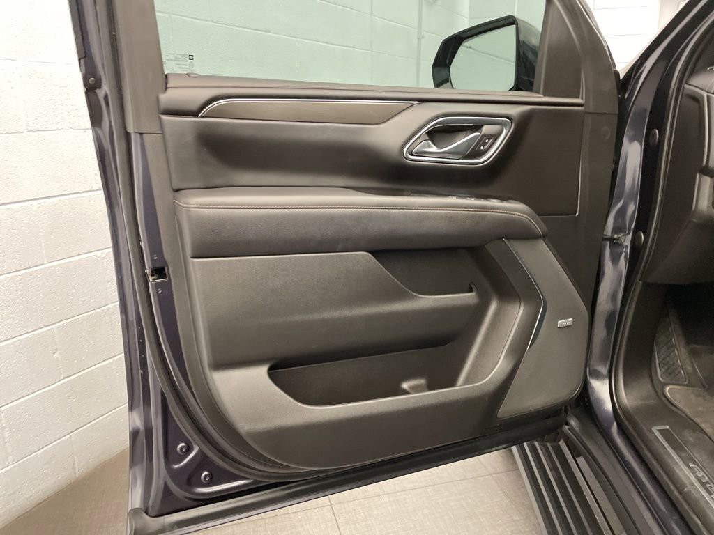 Used 2023 GMC Yukon AT4 image 23