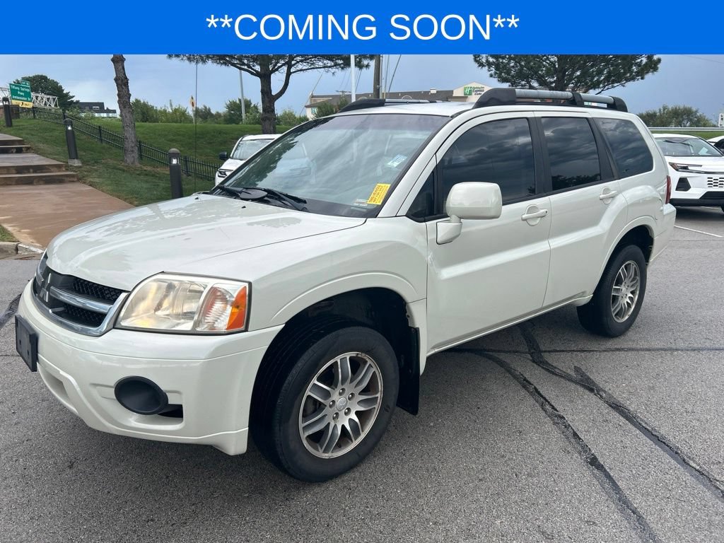 Used 2008 Mitsubishi Endeavor SE FWD image 1