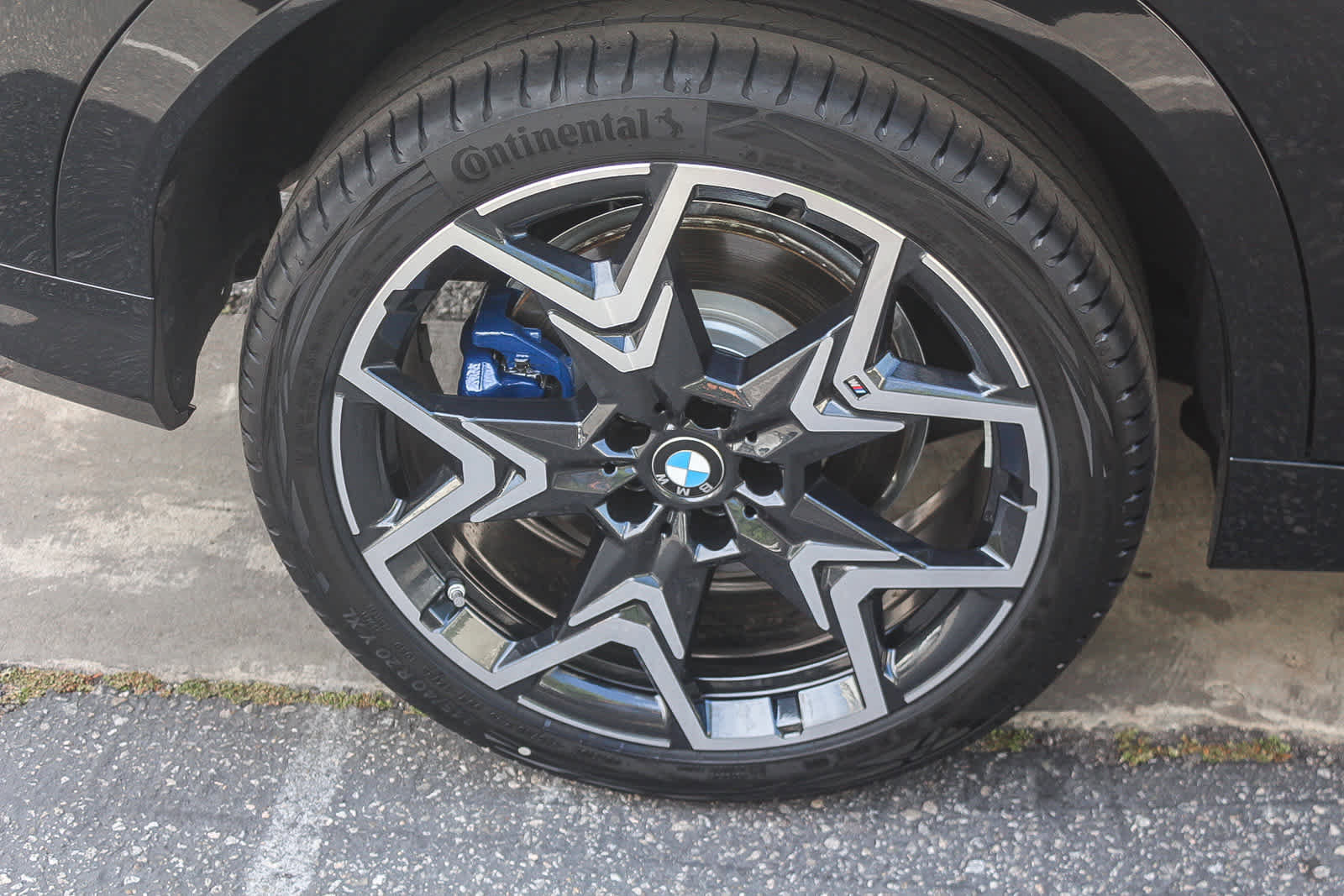 Used 2024 BMW X2 M35i w/ Premium Package image 8