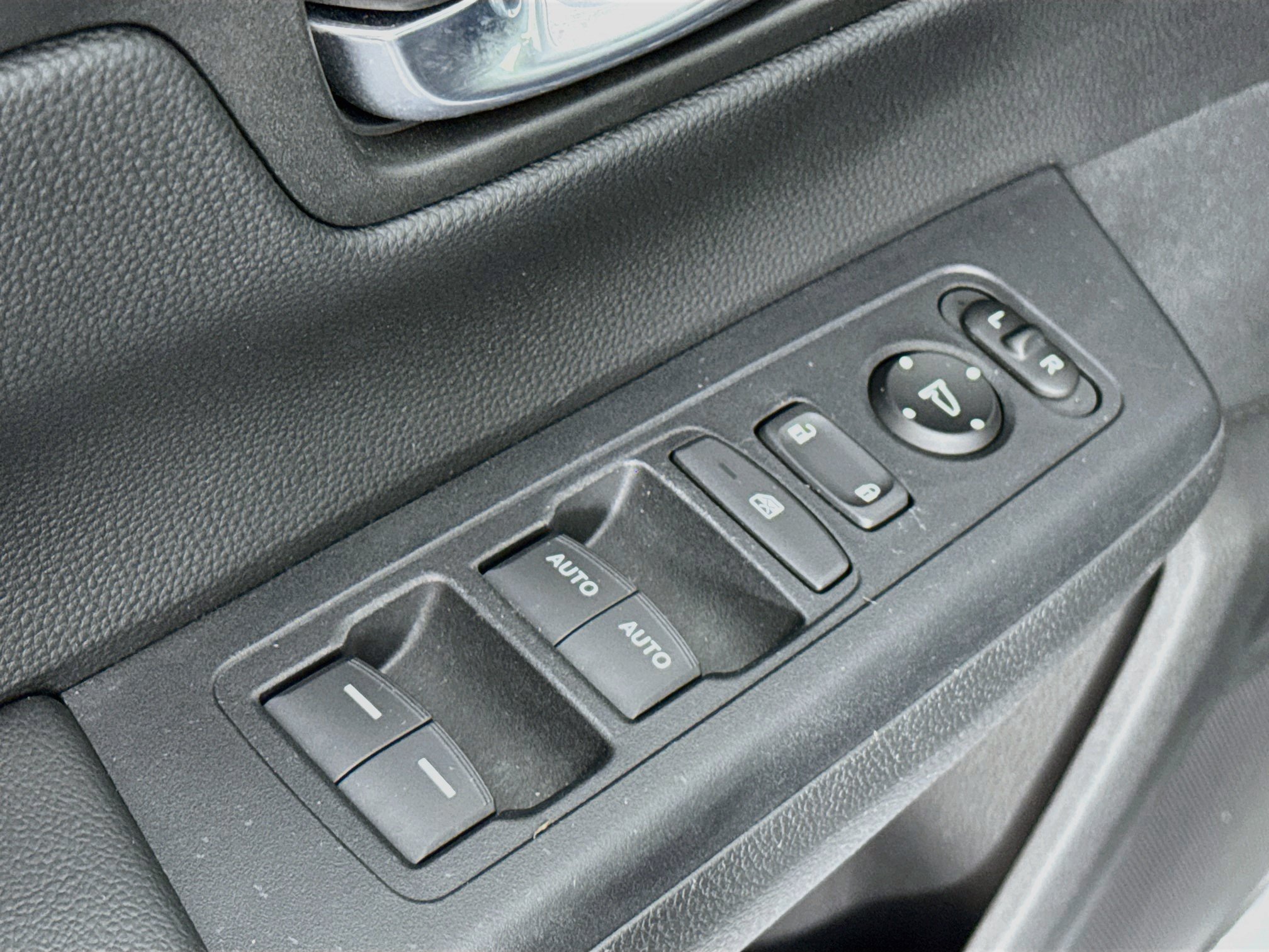 Certified 2024 Honda CR-V Sport image 17