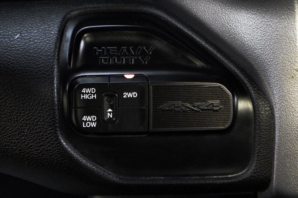 Used 2021 RAM 3500 Big Horn image 30