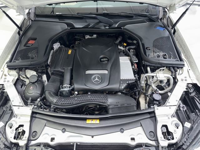 Used 2019 Mercedes-Benz E 300 4MATIC image 8