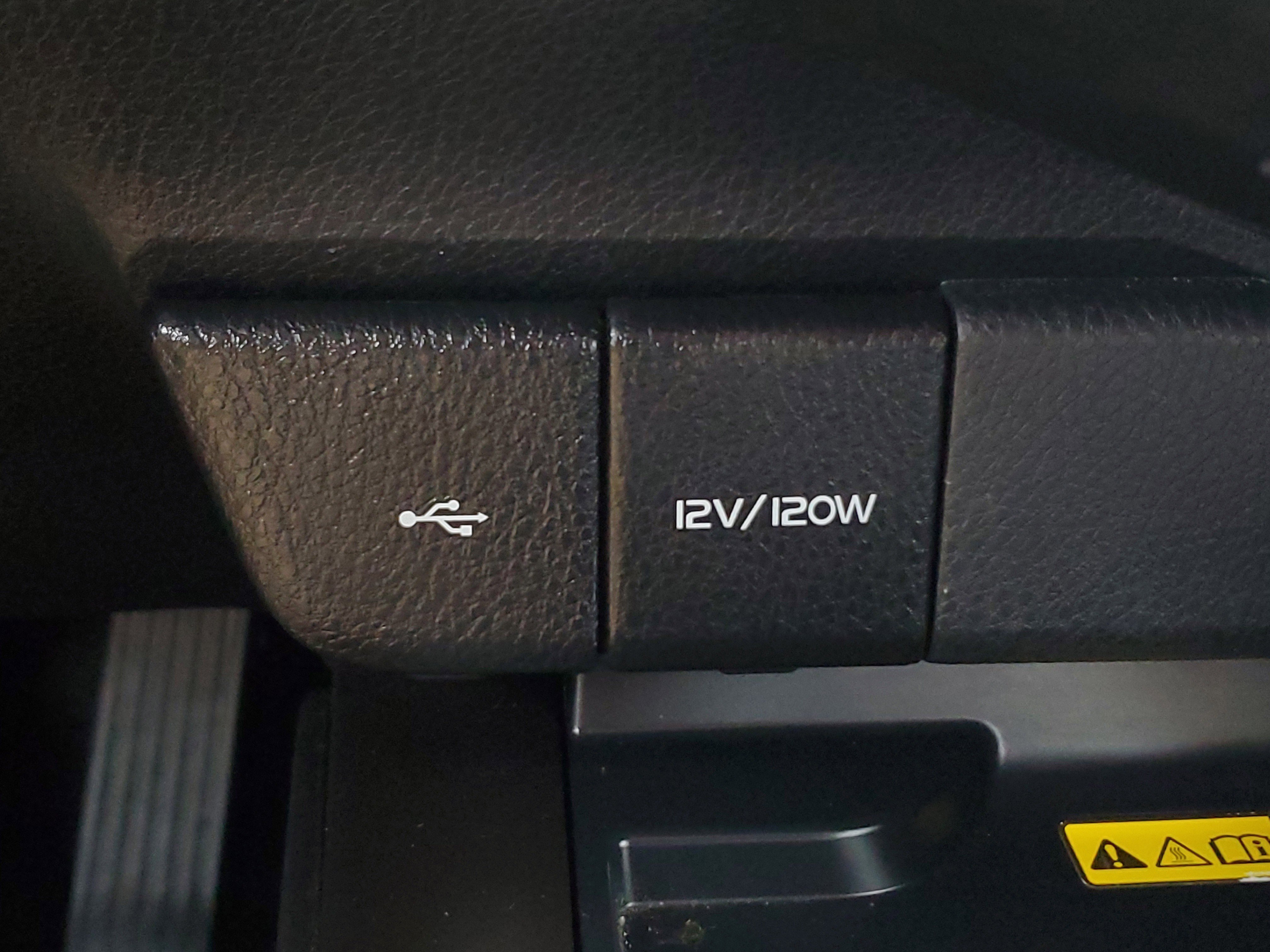 Used 2024 Toyota Camry XSE FWD image 25