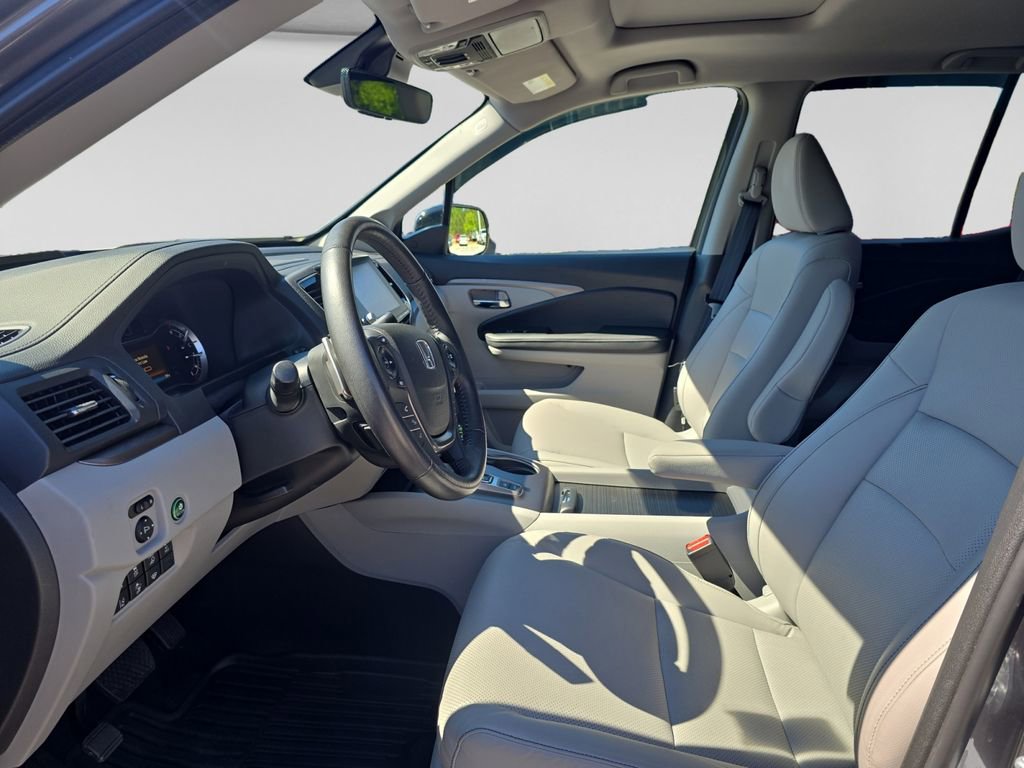 Used 2023 Honda Ridgeline RTL-E image 10