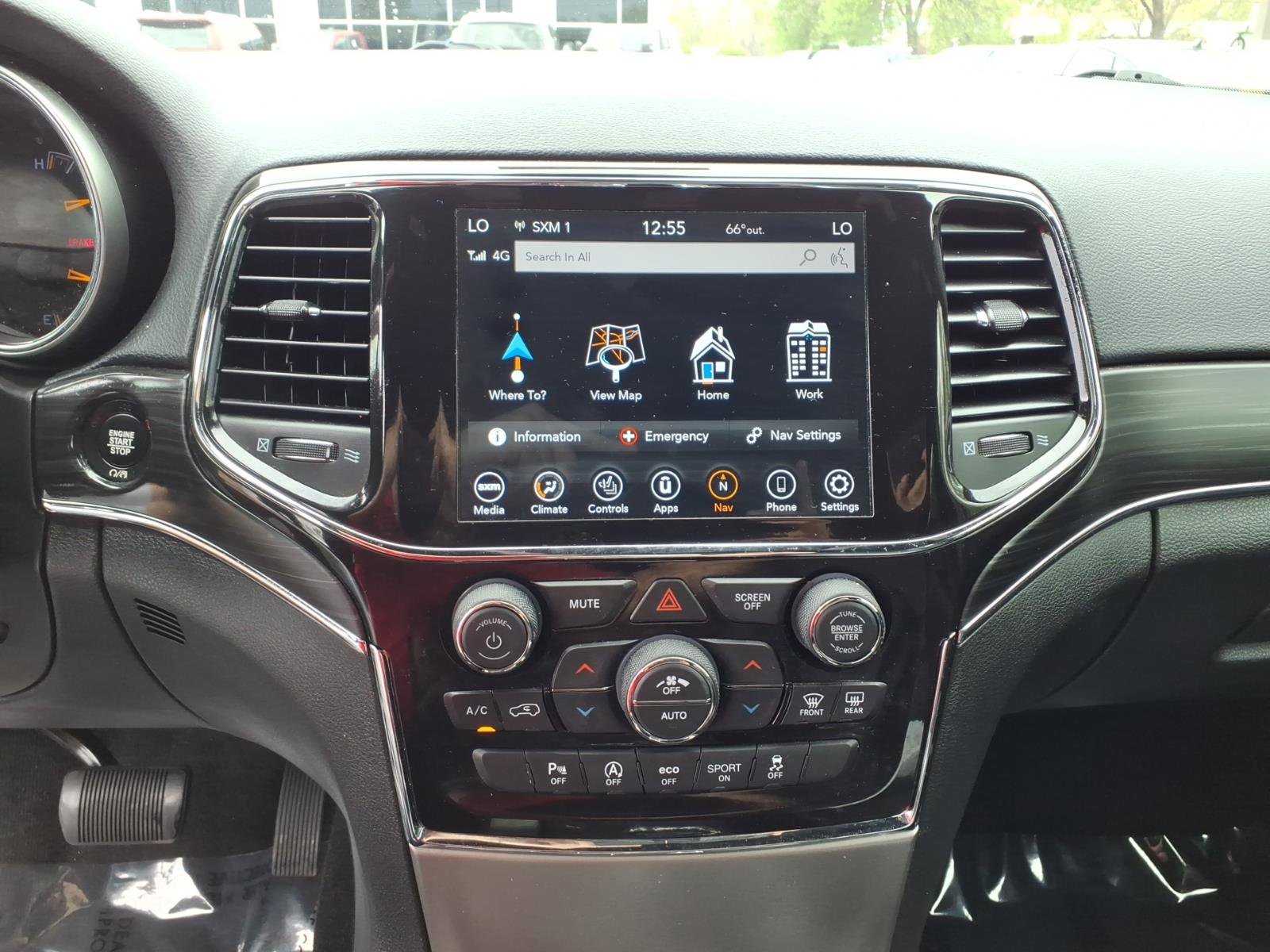 Used 2022 Jeep Grand Cherokee Limited AWD/4WD image 11