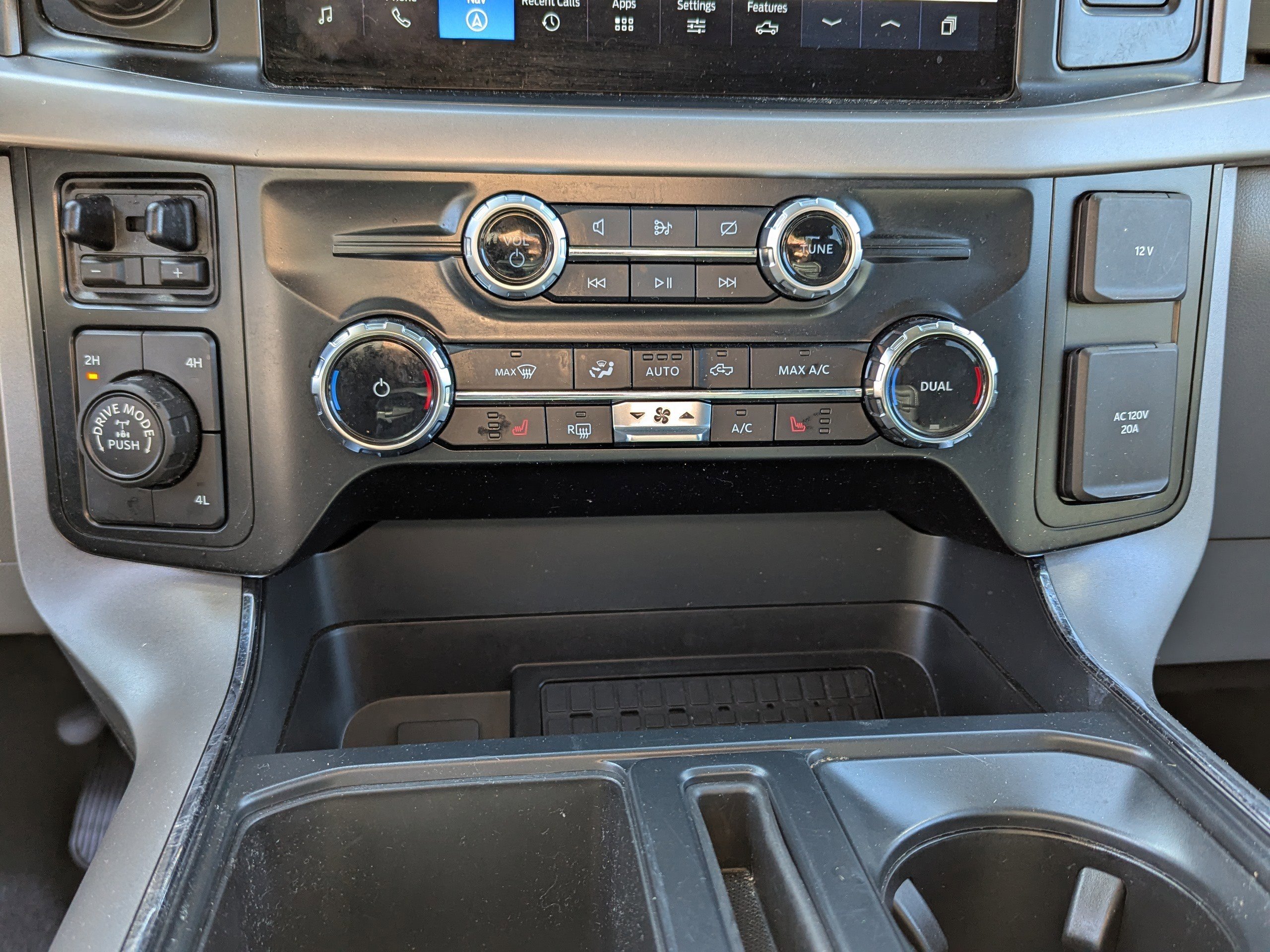 Used 2024 Ford F150 XLT w/ Equipment Group 302A MID image 22