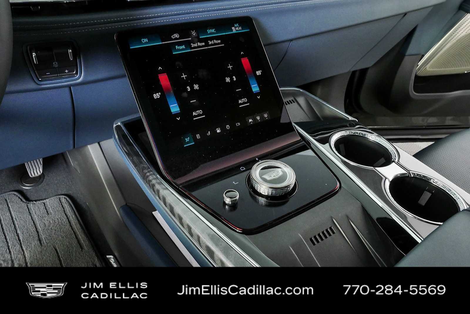 Used 2025 Cadillac Escalade IQ Luxury 2 w/ LPO, Premium Carpet Package AWD/4WD image 18
