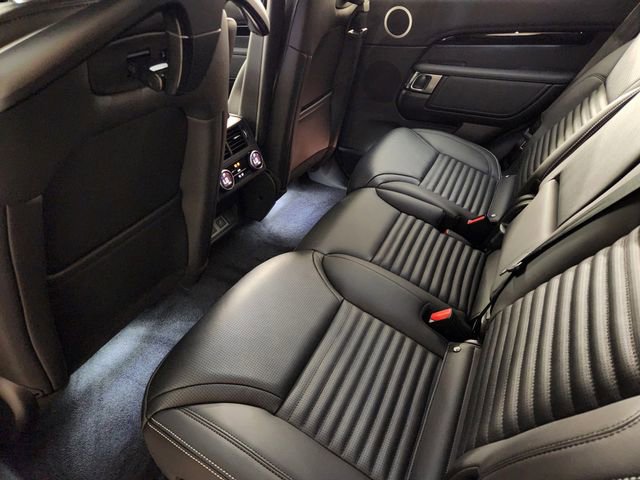 New 2026 Land Rover Discovery S AWD/4WD image 29
