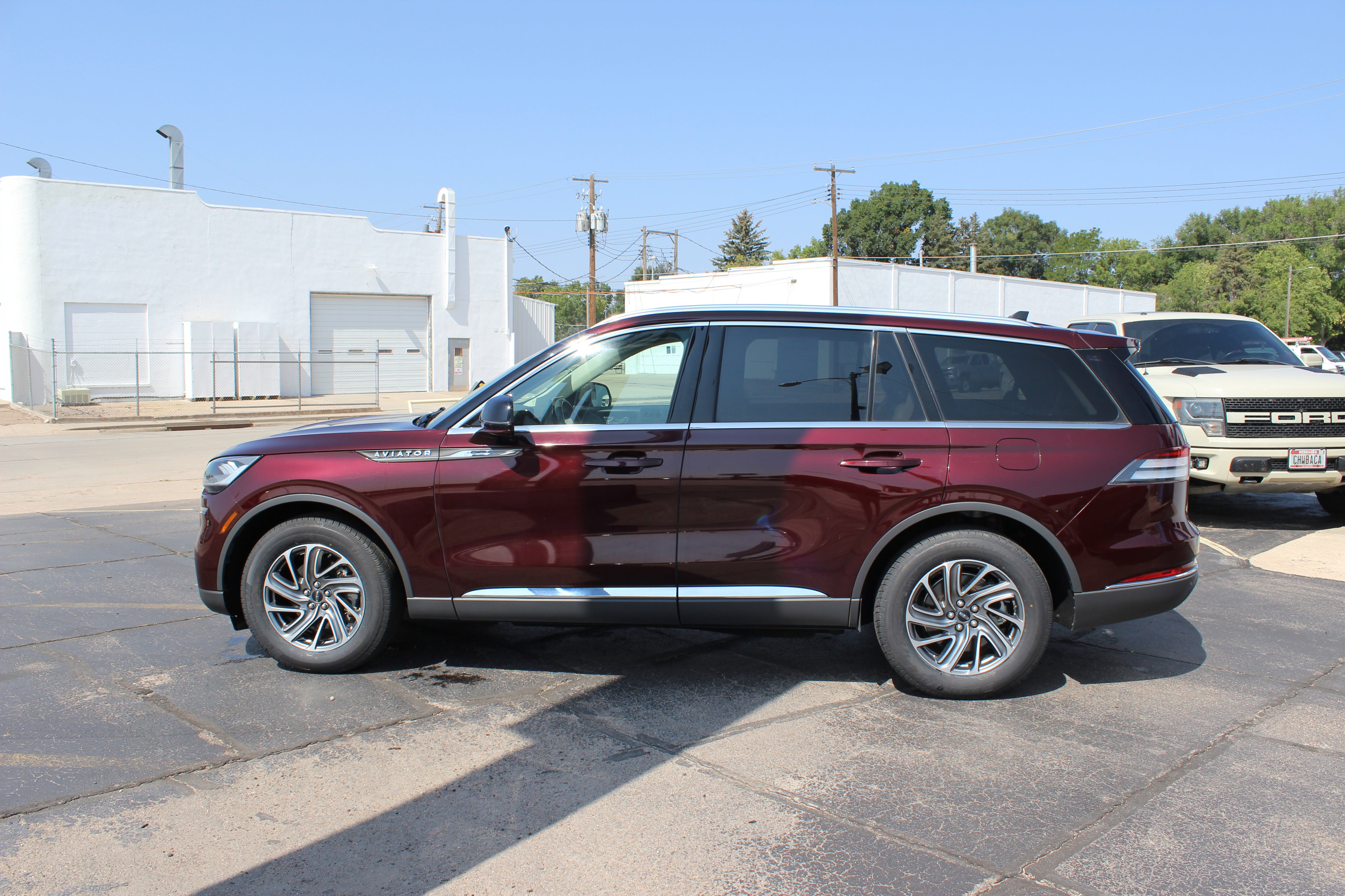 Used 2021 Lincoln Aviator AWD image 6