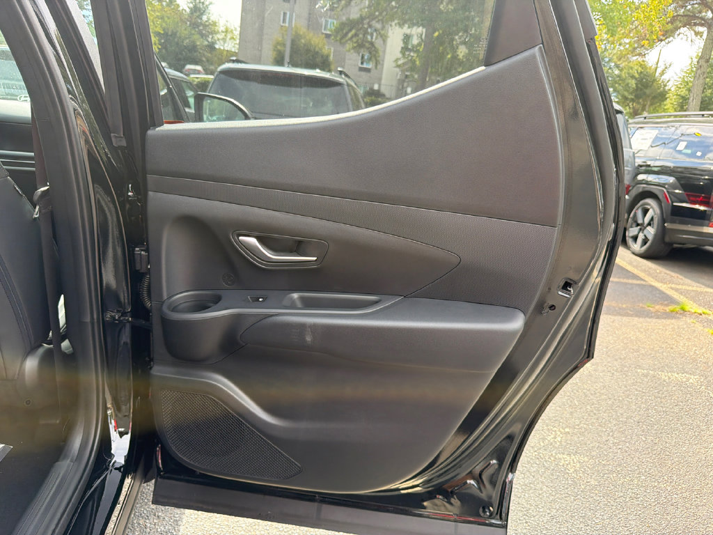 New 2027 Hyundai Santa Cruz SEL FWD image 16