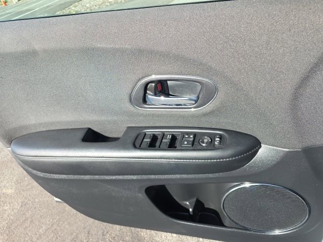 Used 2021 Honda HR-V EX image 21