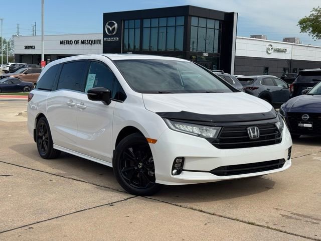 Used 2024 Honda Odyssey Sport image 1