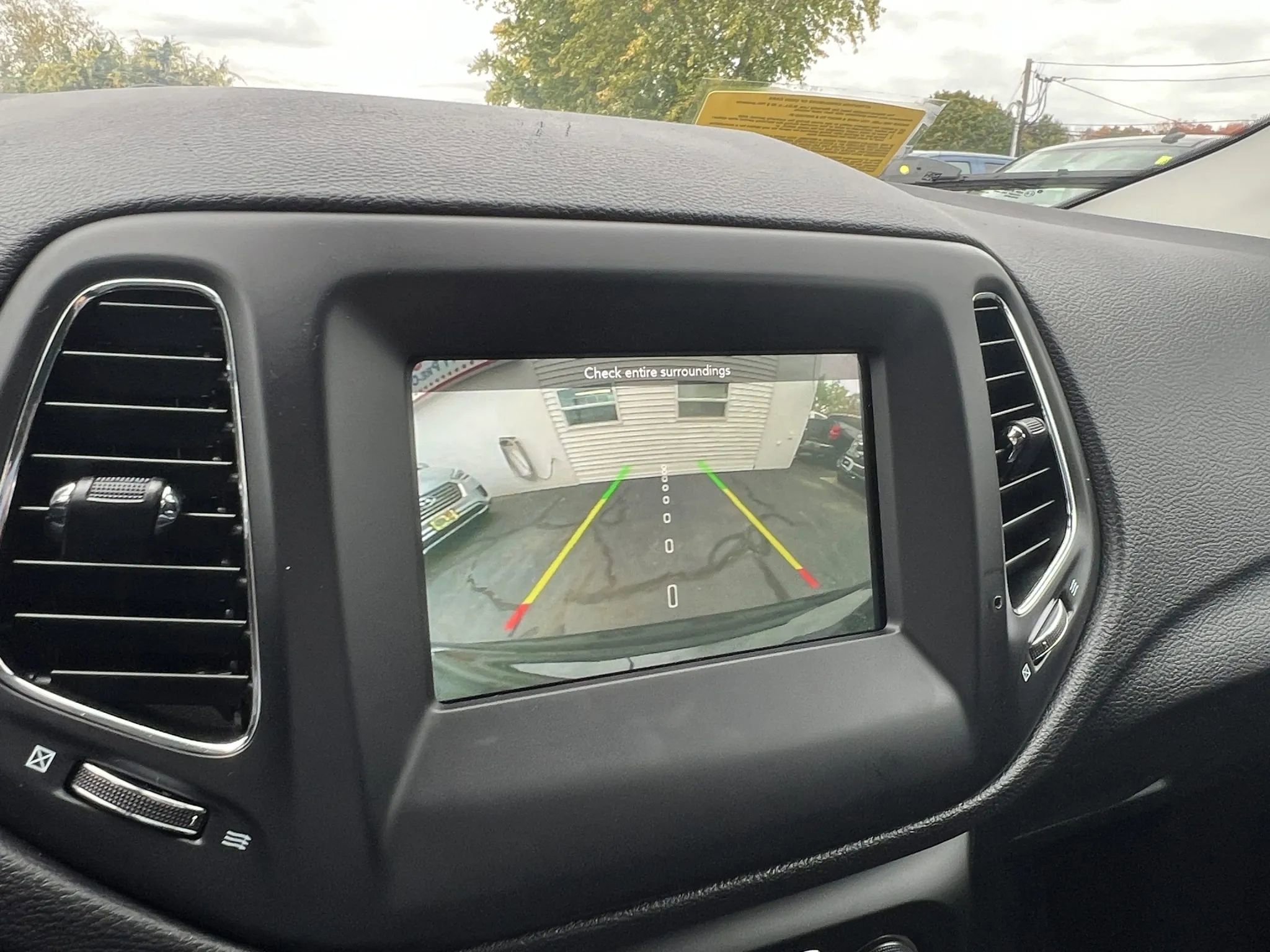 Used 2019 Jeep Compass Latitude image 20