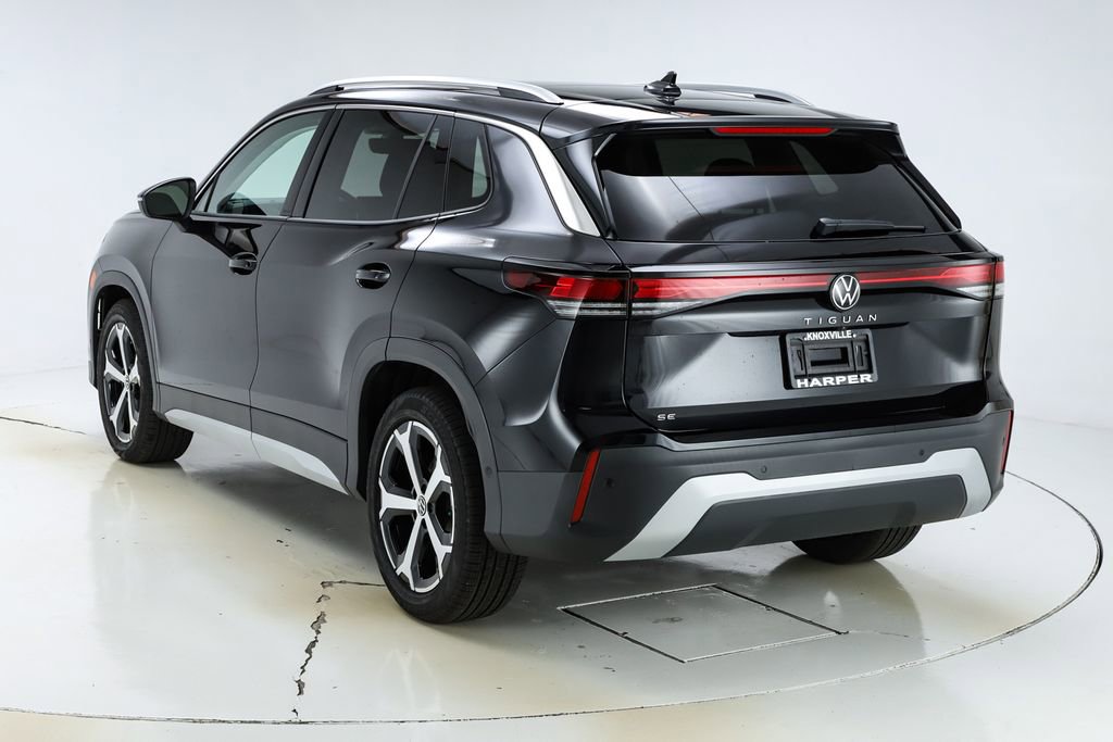 New 2026 Volkswagen Tiguan SE image 7