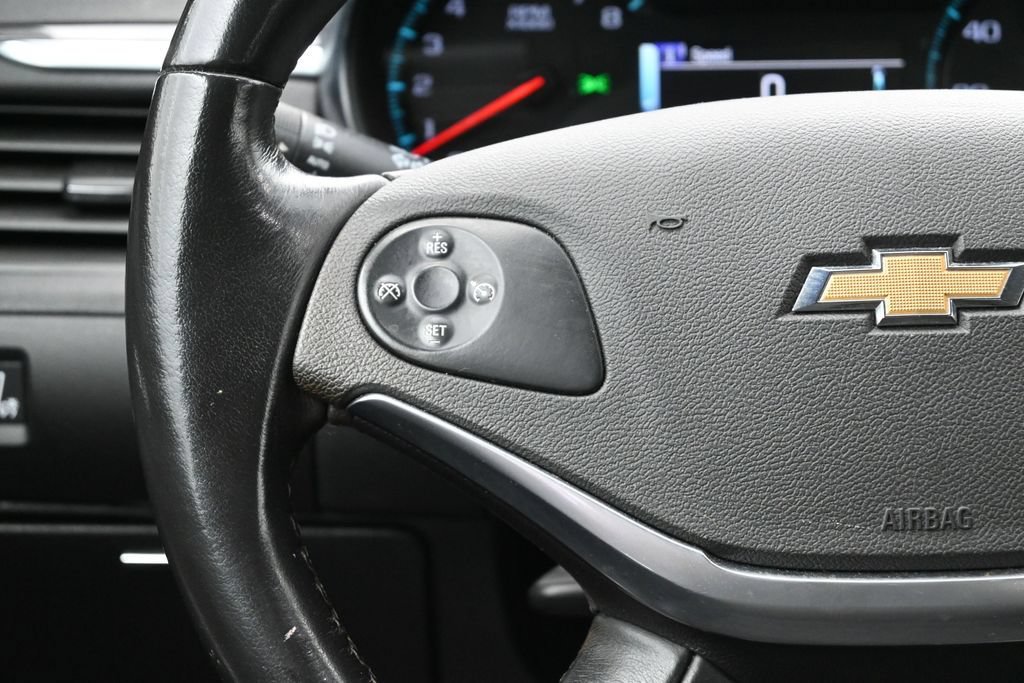 Used 2020 Chevrolet Impala LT FWD image 15