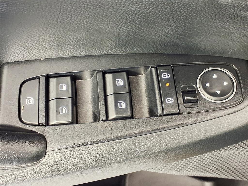 Used 2024 Kia Seltos S image 15