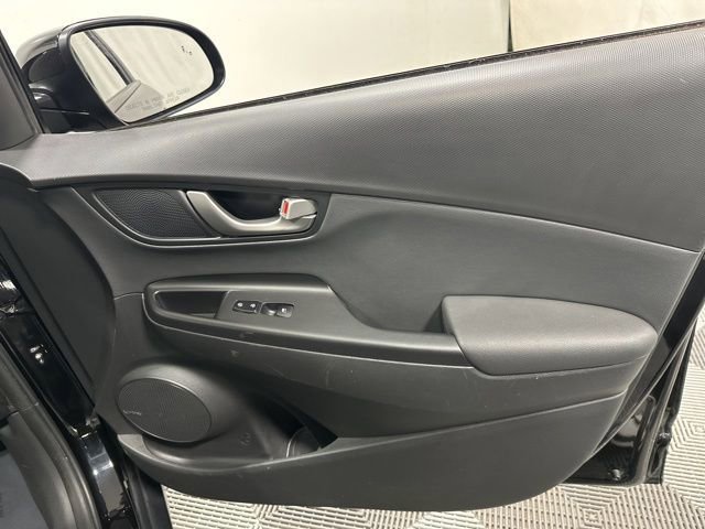 Used 2020 Hyundai Kona Ultimate AWD/4WD image 34