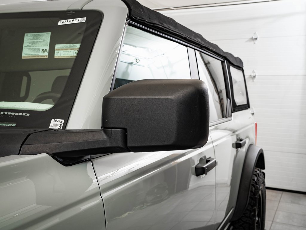 Used 2021 Ford Bronco Black Diamond image 17