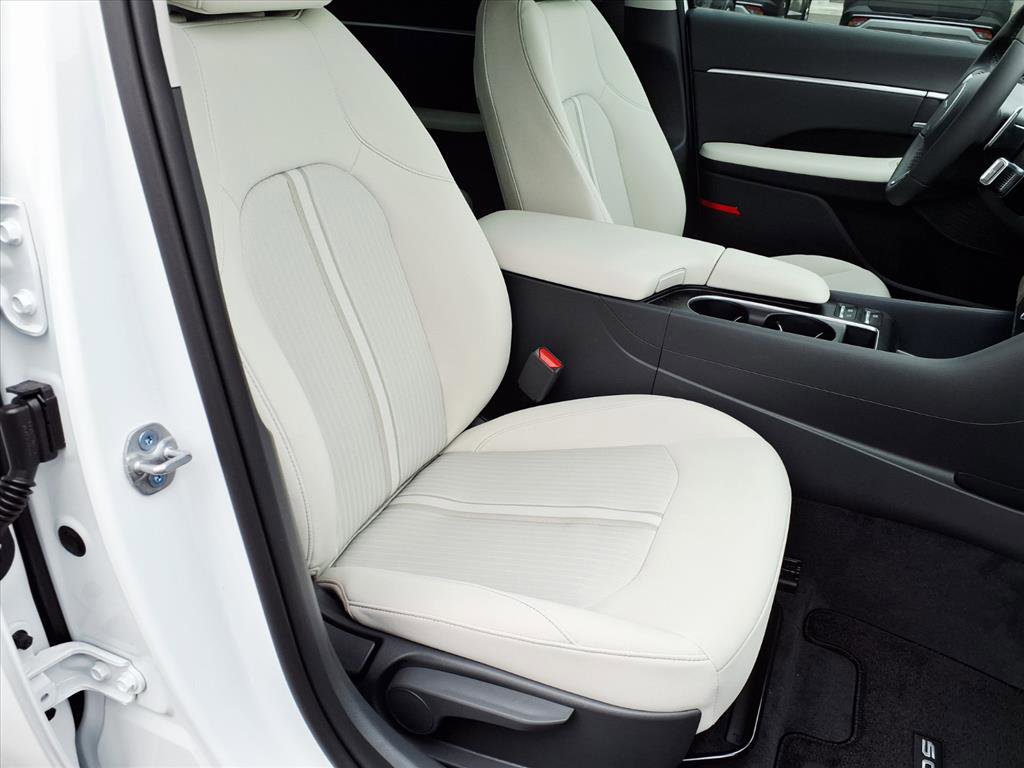New 2026 Hyundai Sonata SEL image 7