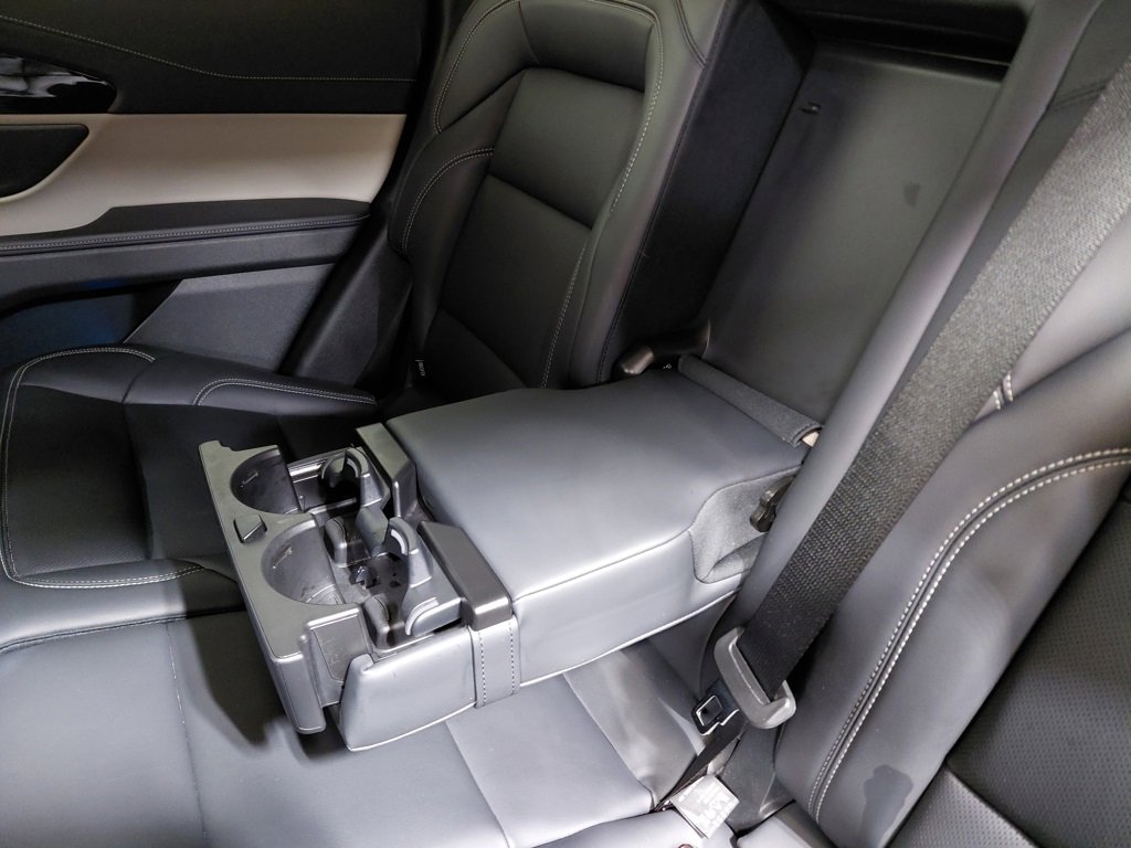 Used 2025 Lincoln Nautilus Premier image 45