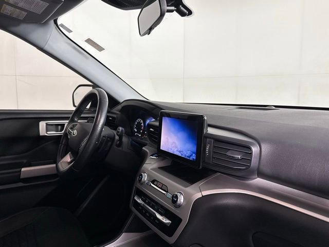 Used 2020 Ford Explorer XLT image 33