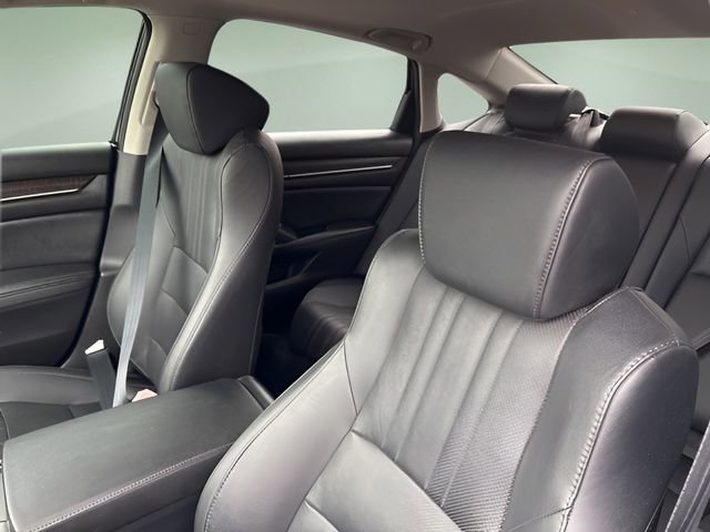 Used 2020 Honda Accord Touring image 4