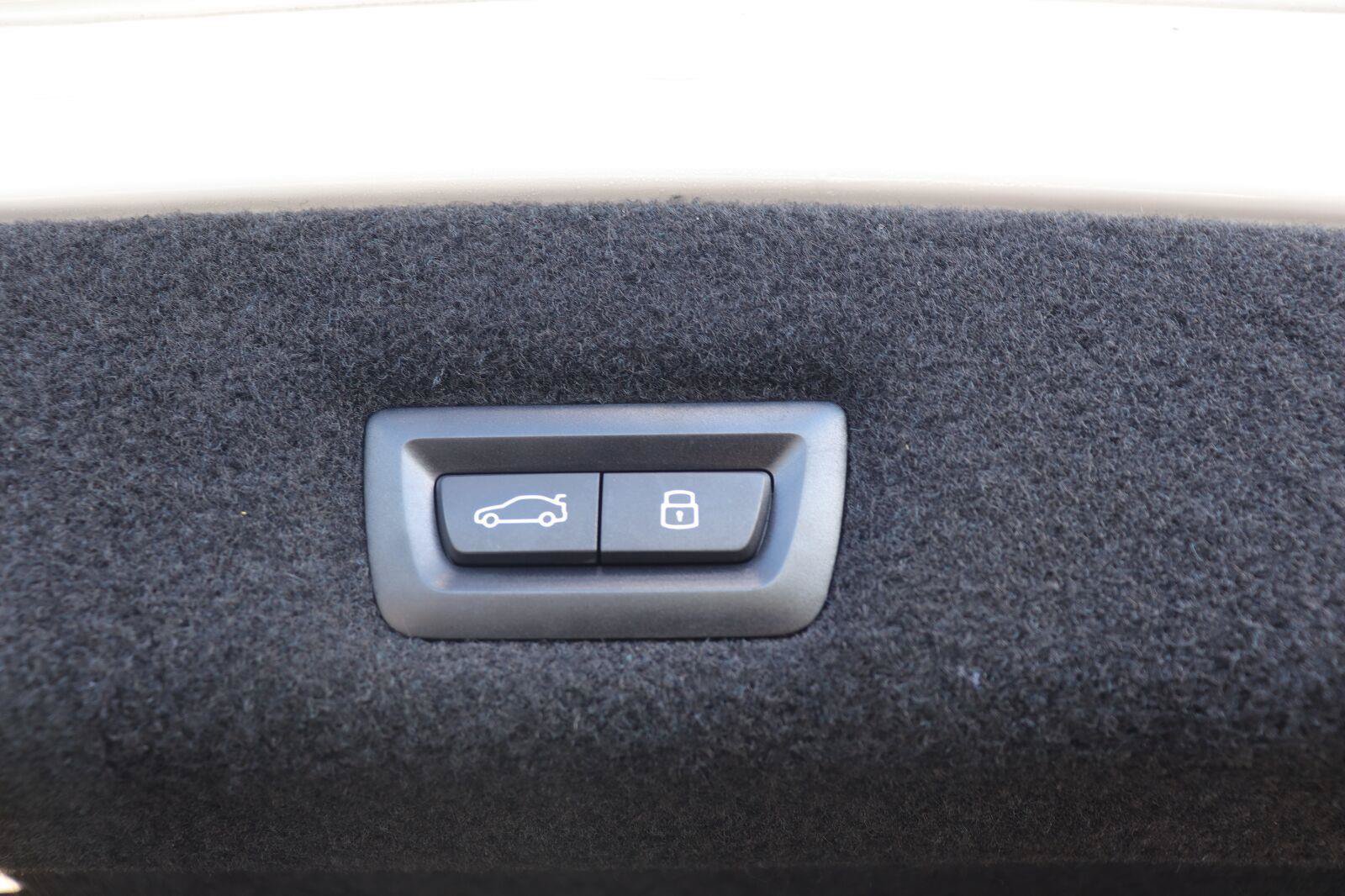 Used 2023 BMW 740i RWD image 15