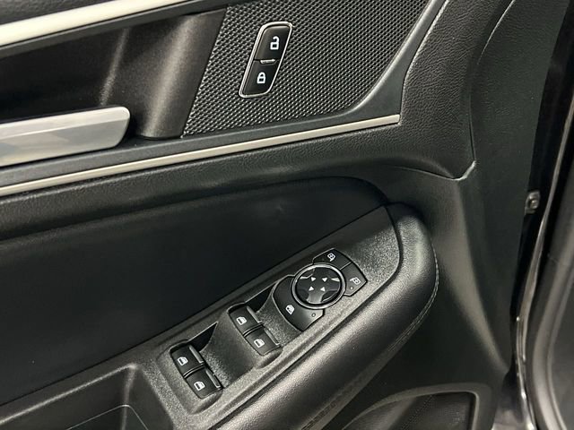 Used 2023 Ford Edge SEL image 22