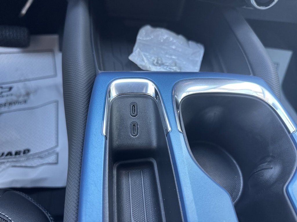 New 2026 Chevrolet Equinox EV LT image 8