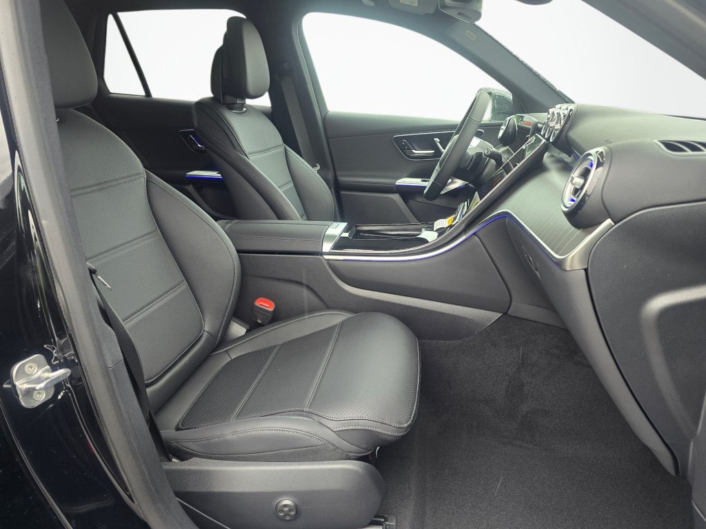 New 2026 Mercedes-Benz GLC 300 4MATIC image 25