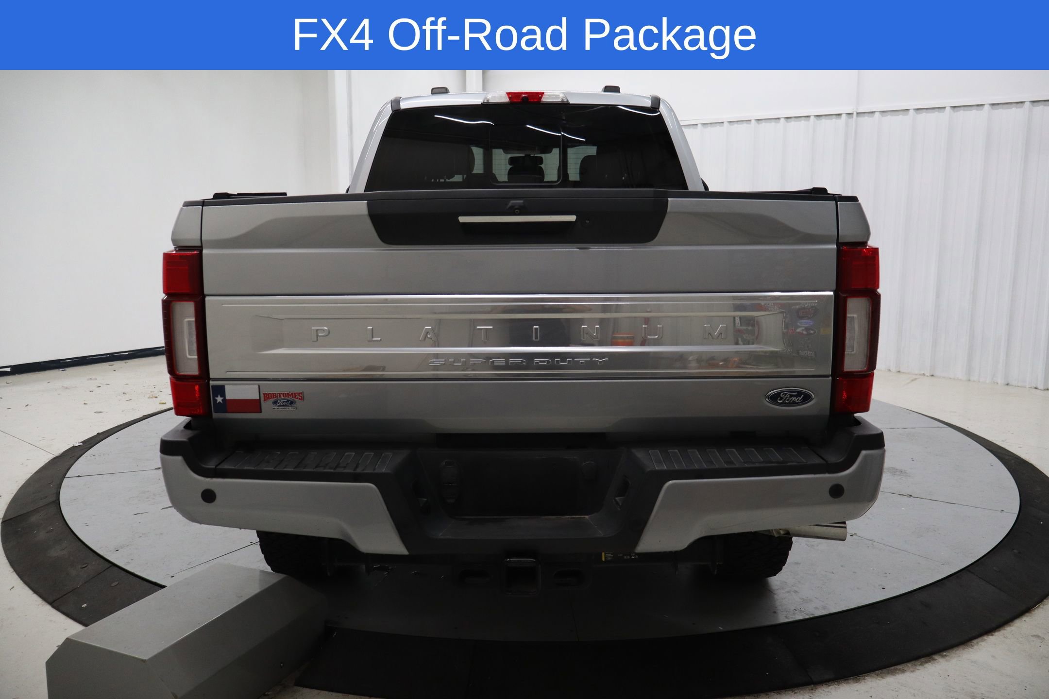 Certified 2022 Ford F250 Platinum w/ FX4 Off-Road Package image 4