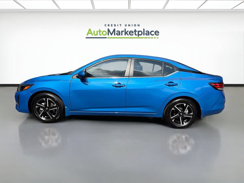 Used 2025 Nissan Sentra SV FWD image 4