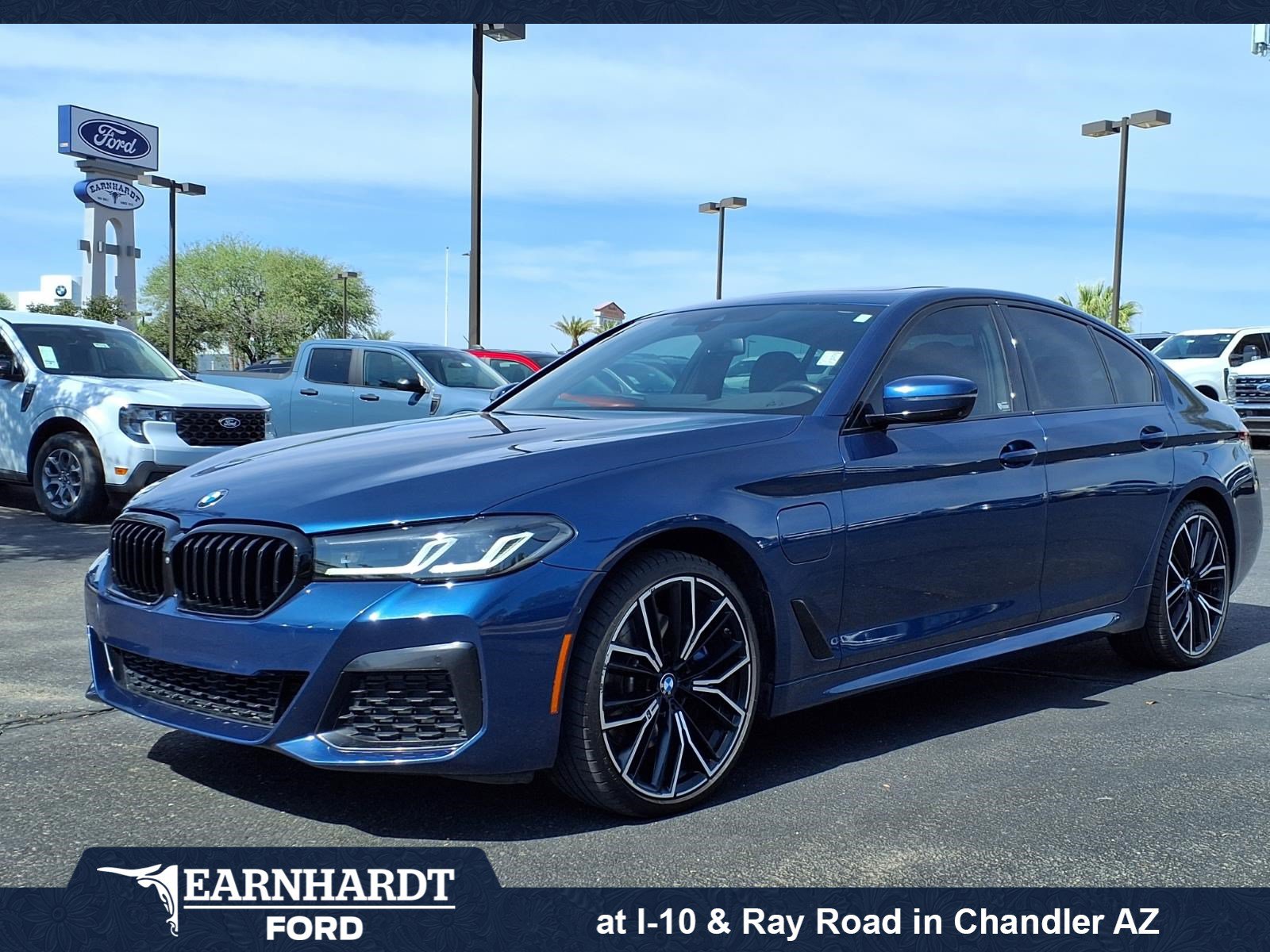 Used 2021 BMW 530e w/ M Sport Package RWD image 1