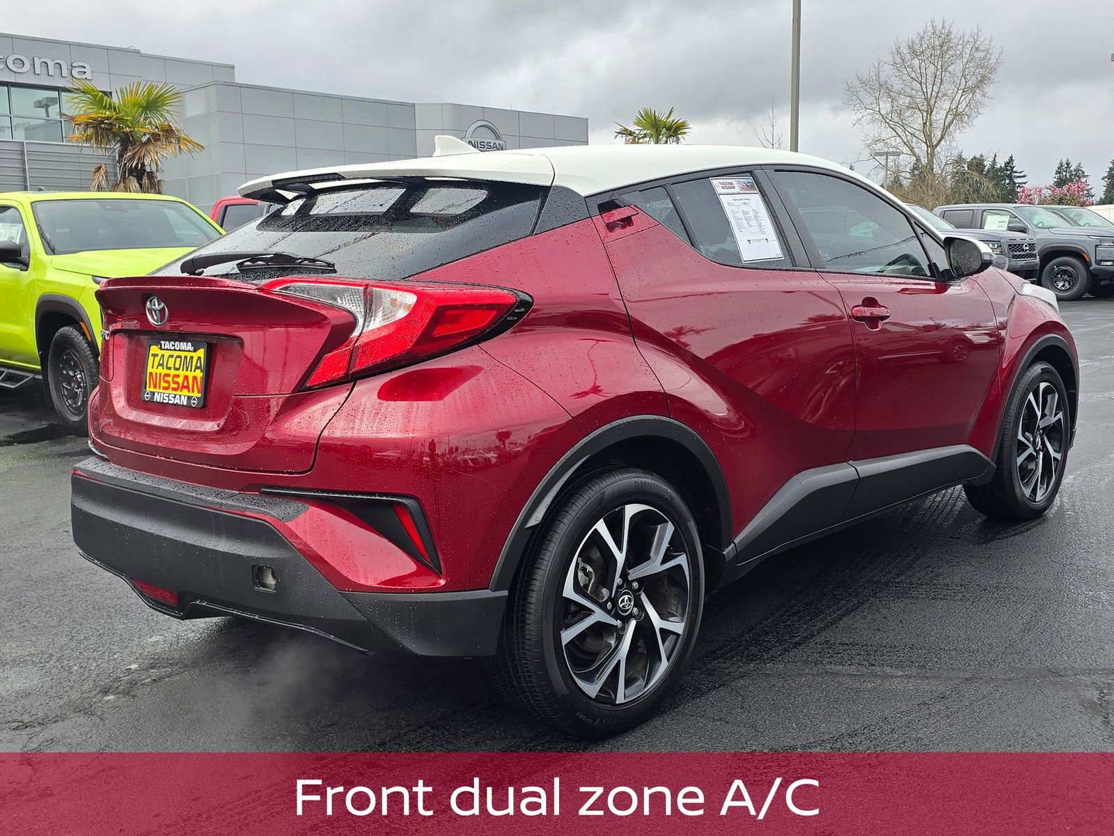 Used 2018 Toyota C-HR XLE image 5