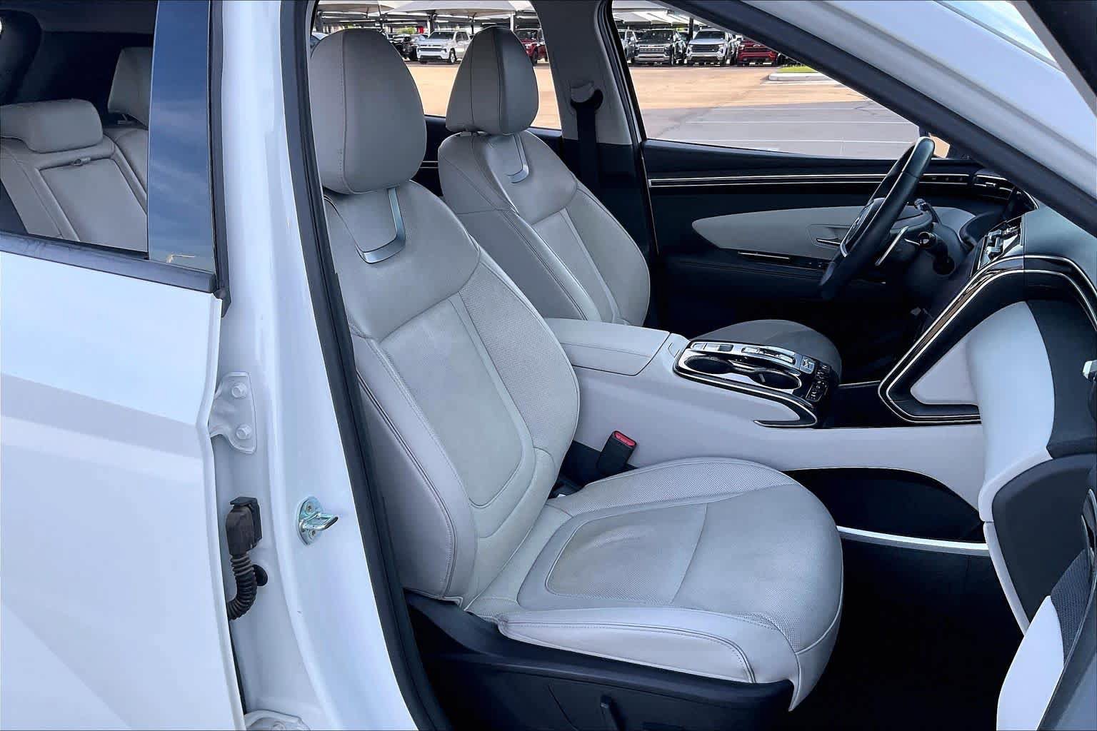 Used 2022 Hyundai Tucson Limited AWD/4WD image 8
