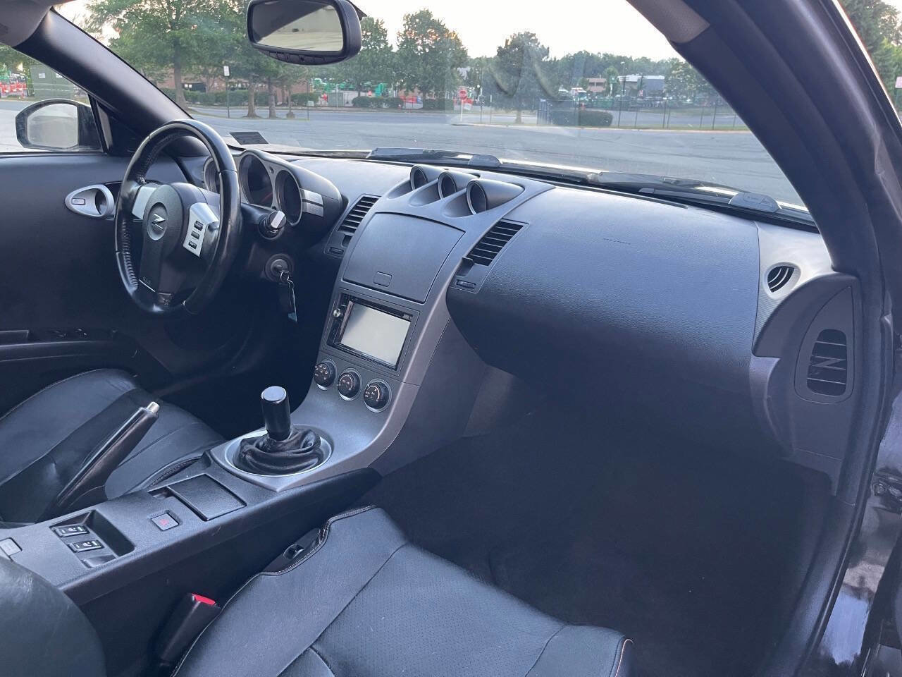 Used 2003 Nissan 350Z Touring RWD image 16