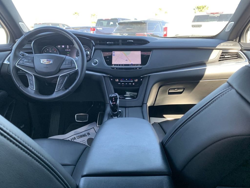 Certified 2023 Cadillac XT5 Sportv w/ Technology Package image 18