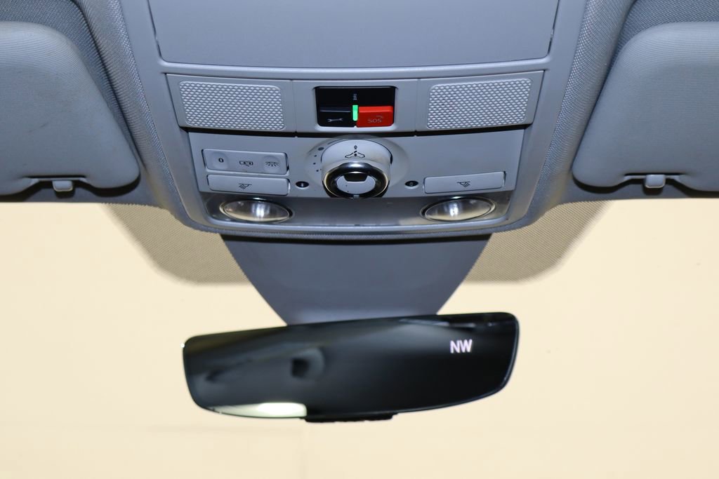 Used 2020 Volkswagen Passat 2.0T R-Line image 28