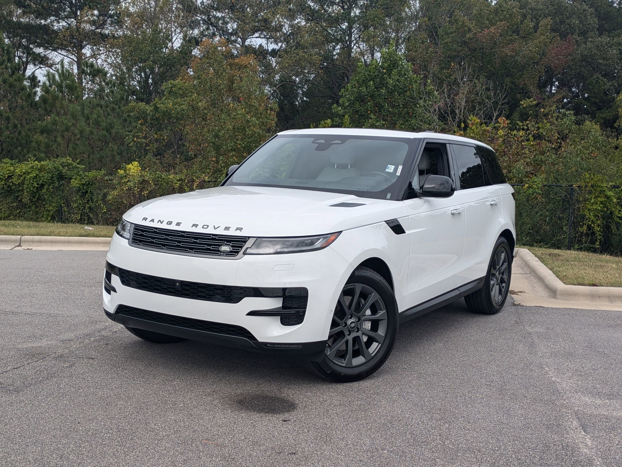 Used 2025 Land Rover Range Rover Sport