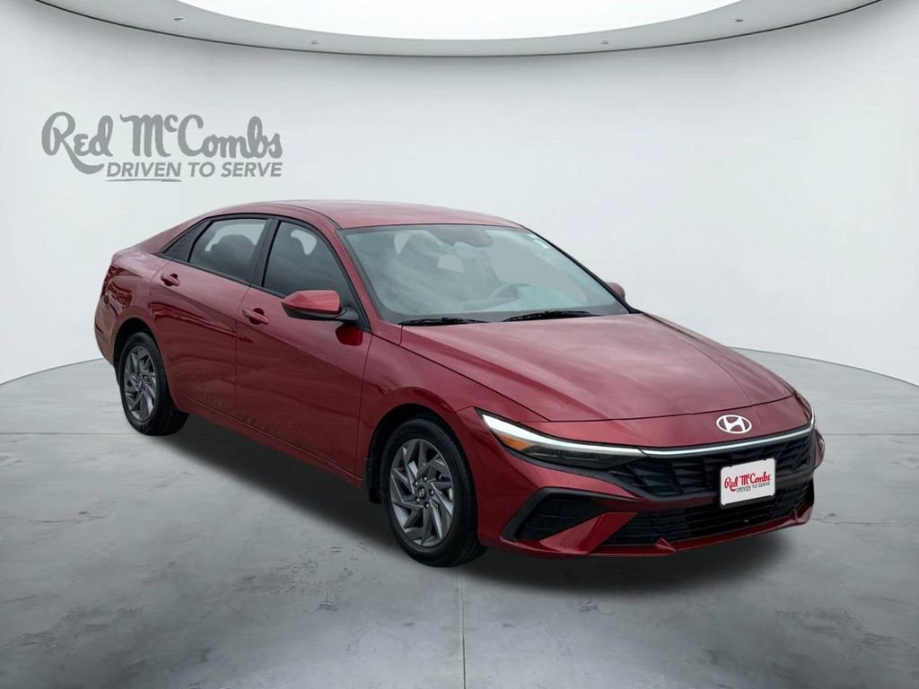 Used 2024 Hyundai Elantra SEL image 7
