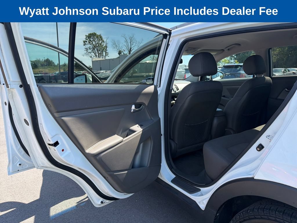 Used 2012 Kia Sportage LX w/ Navigation Pkg AWD/4WD image 33