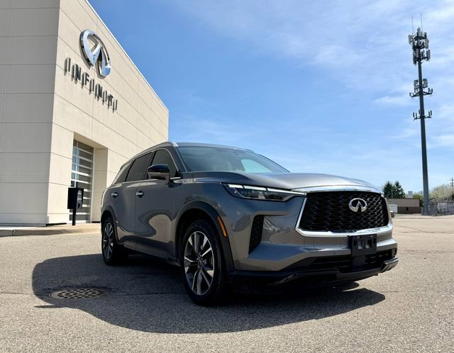 Used 2023 INFINITI QX60 Luxe