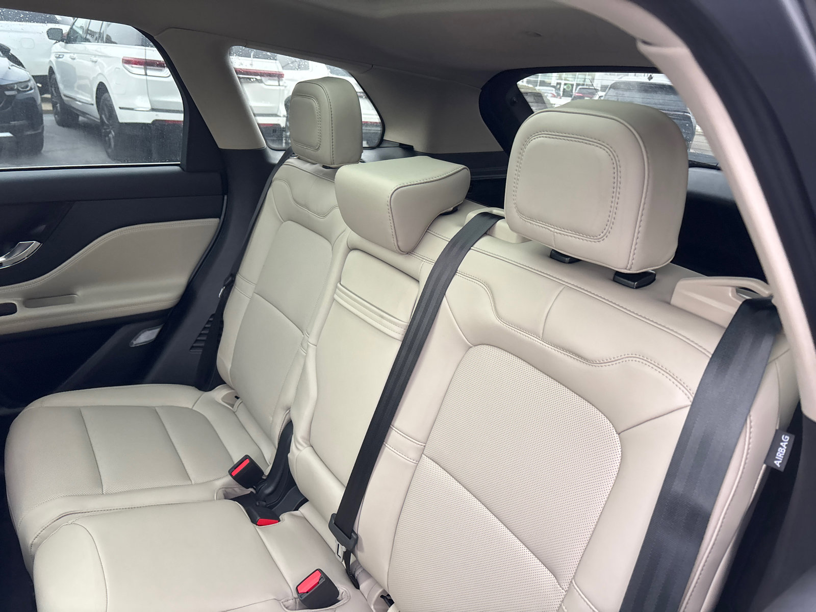 New 2026 Lincoln Corsair Premiere image 27