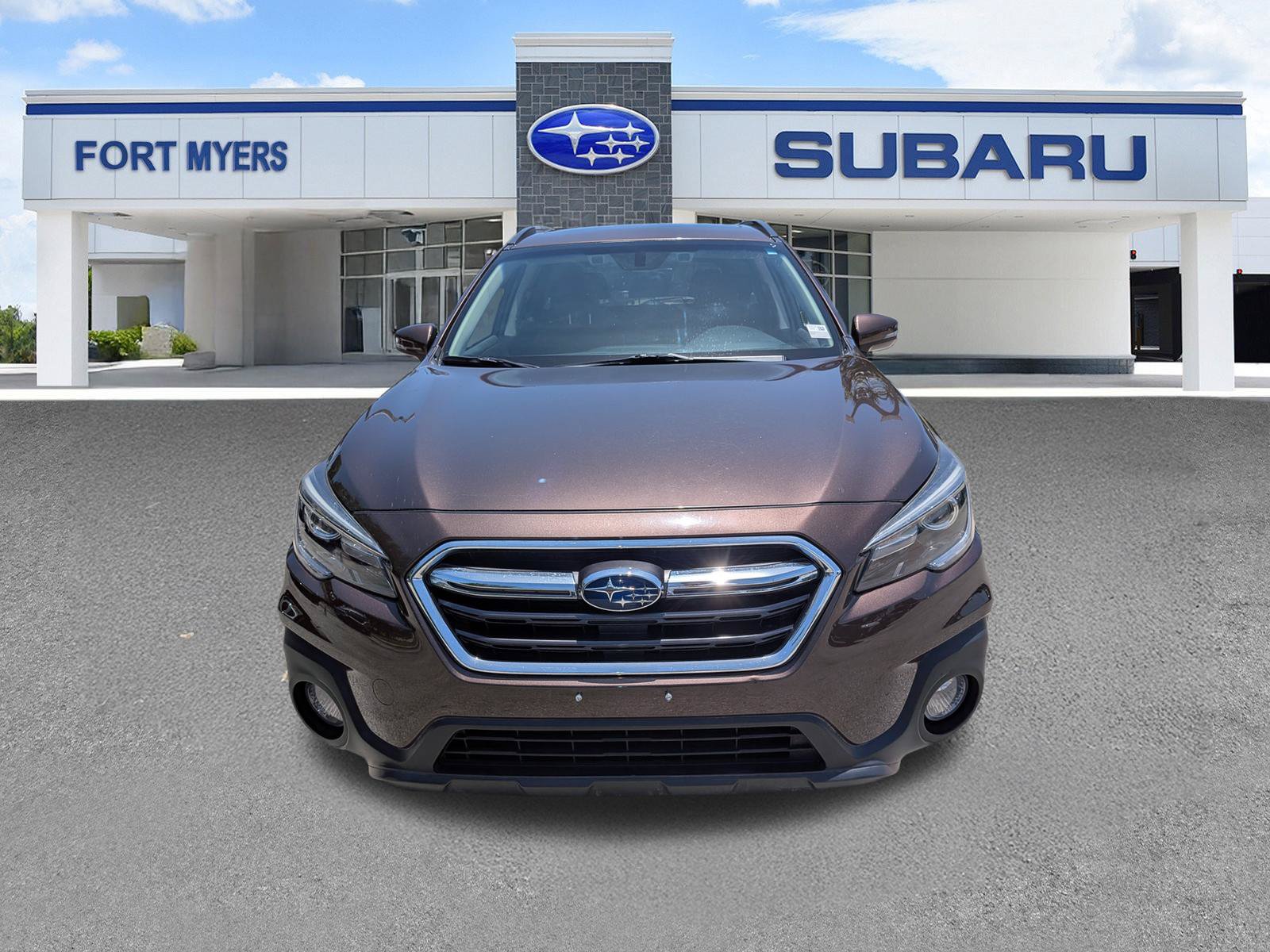 Used 2019 Subaru Outback 3.6R Touring w/ Popular Package #3A AWD/4WD image 9