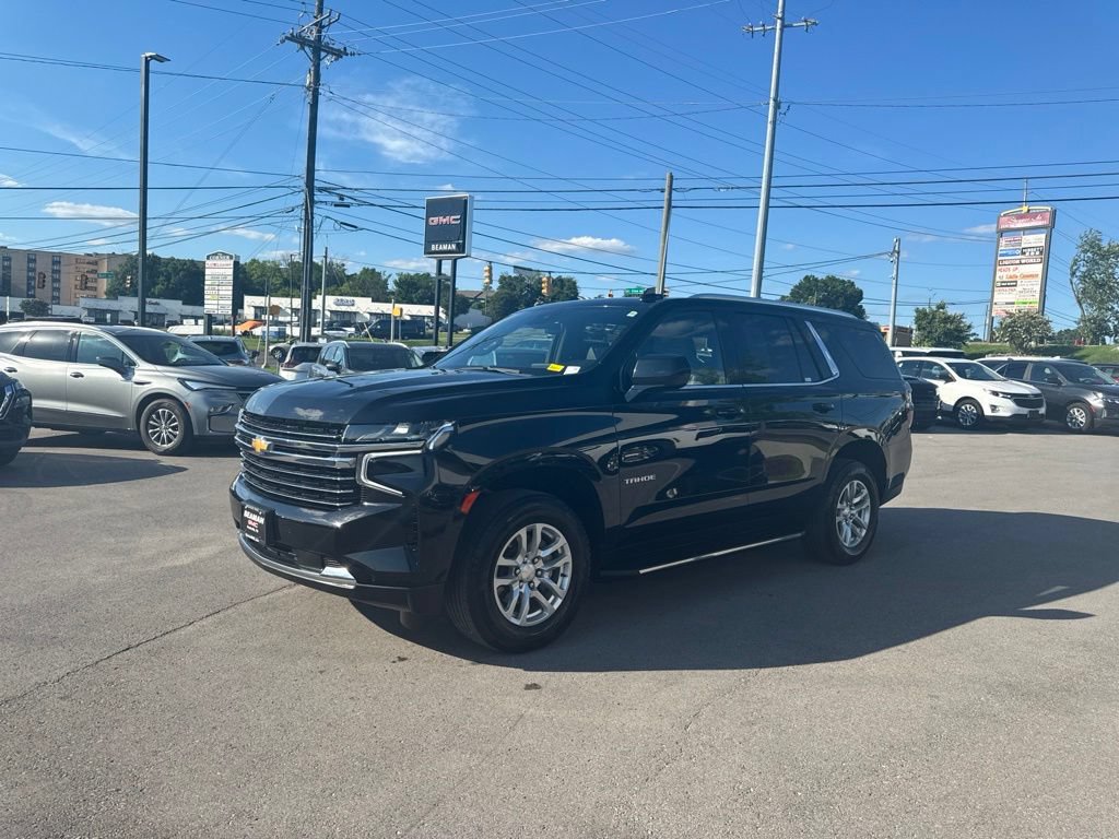 Used 2024 Chevrolet Tahoe LT RWD image 3