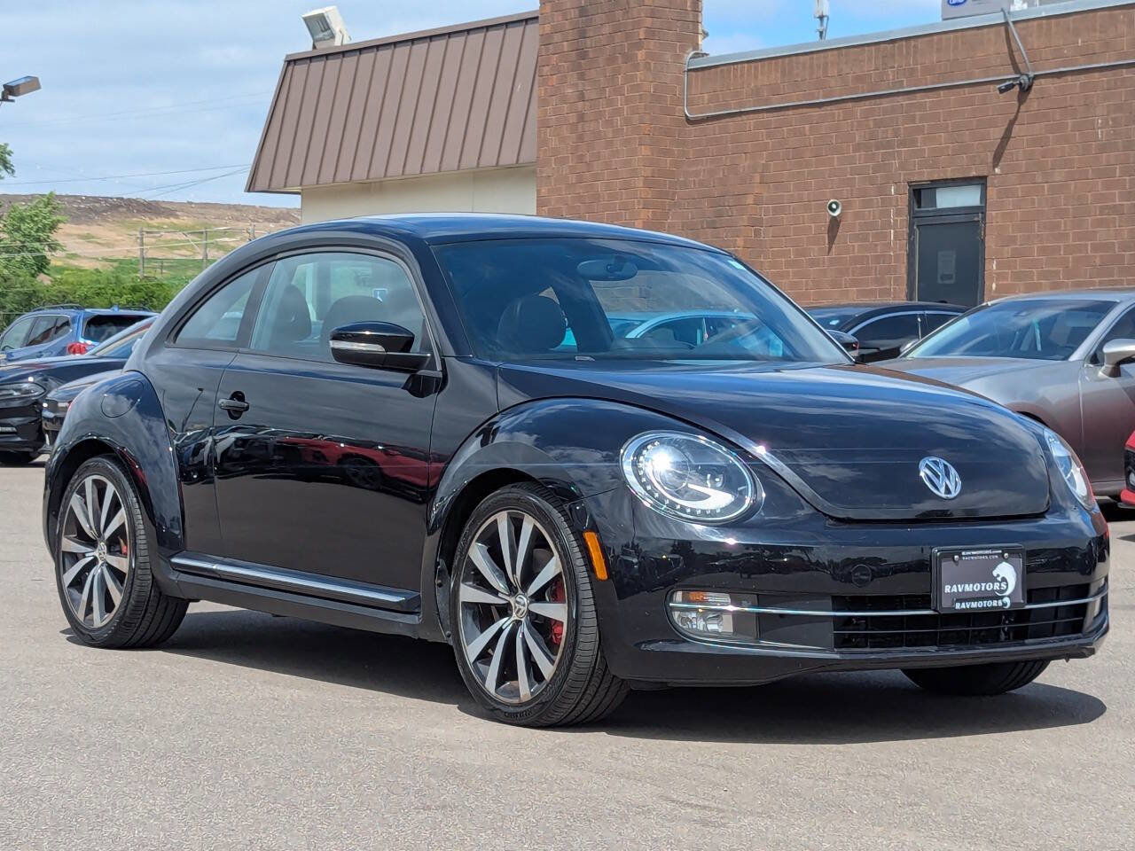 Used 2012 Volkswagen Beetle 2.0T FWD image 6