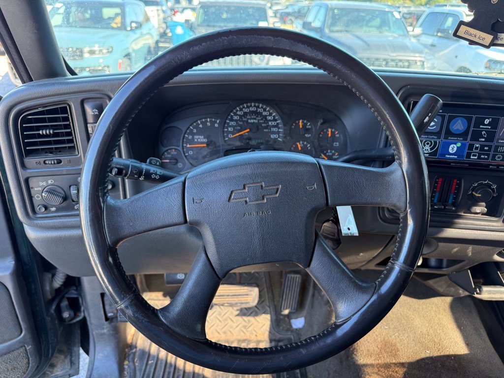 Used 2003 Chevrolet Silverado 2500 LS w/ Snow Plow Prep Package AWD/4WD image 15