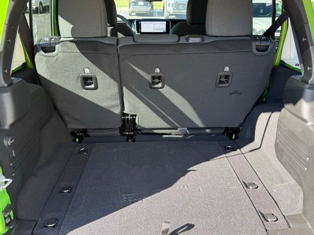 New 2025 Jeep Wrangler Unlimited Rubicon image 28