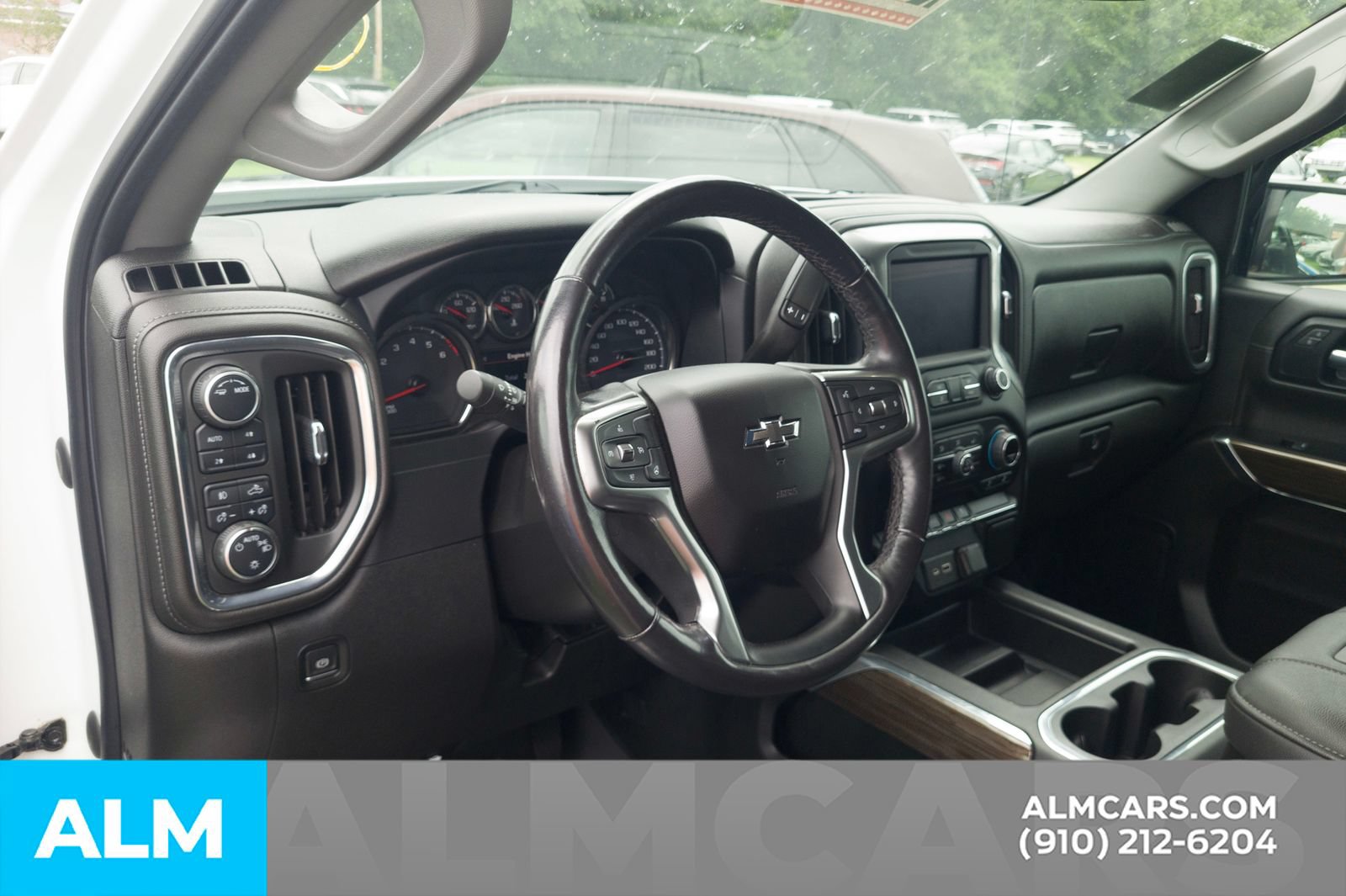 Used 2021 Chevrolet Silverado 1500 LT Trail Boss w/ Bed Protection Package AWD/4WD image 5