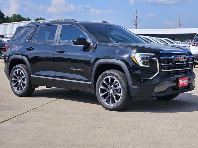 New 2026 GMC Terrain Elevation w/ Elevation Premium Package image 2